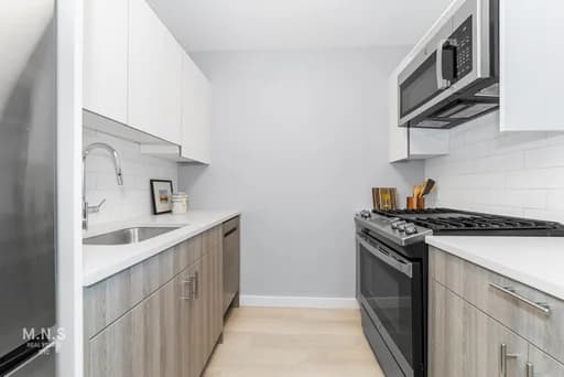 800 Flatbush Avenue #913, Brooklyn, NY 11226