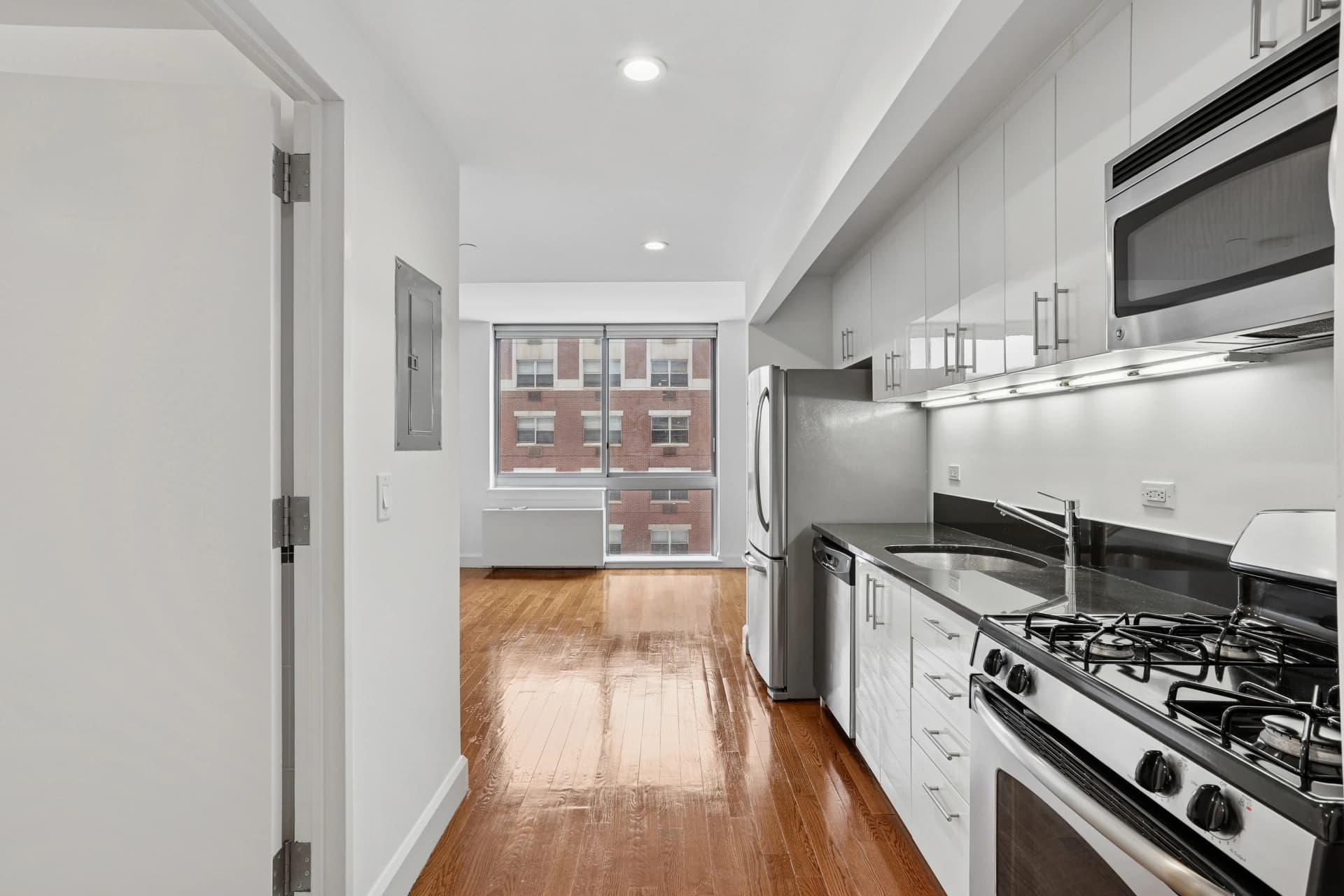 225 Schermerhorn Street #16K, Brooklyn, NY 11201 apartment_kitchen 1