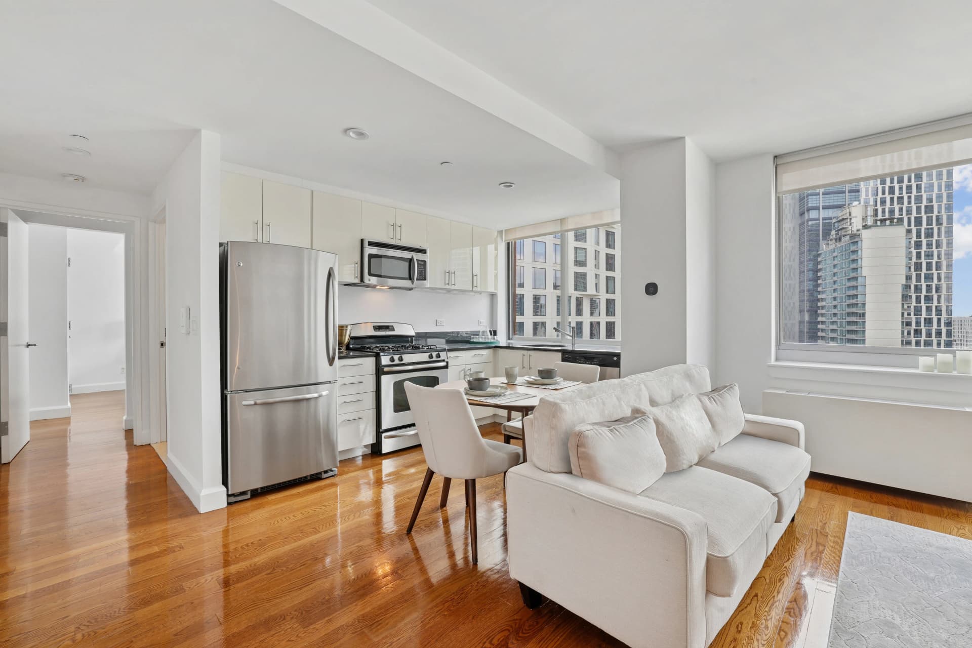 225 Schermerhorn Street #19A, Brooklyn, NY 11201 apartment_living_room 1