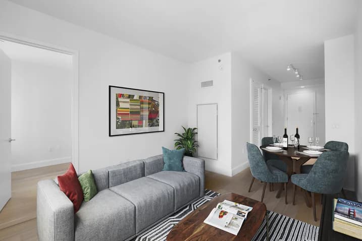 7 Dekalb Avenue #25B, Brooklyn, NY 11201