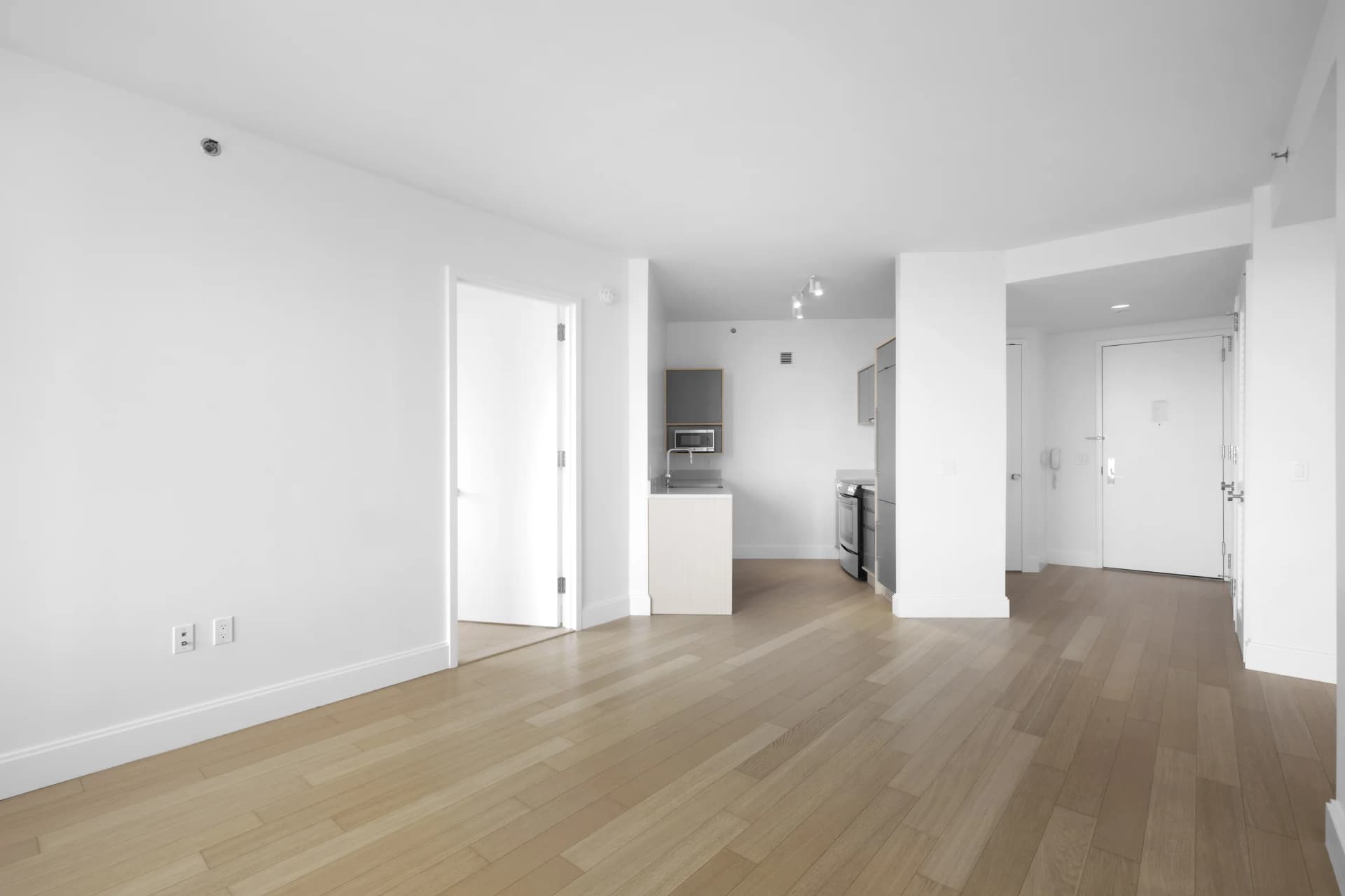 7 Dekalb Avenue #44E, Brooklyn, NY 11201