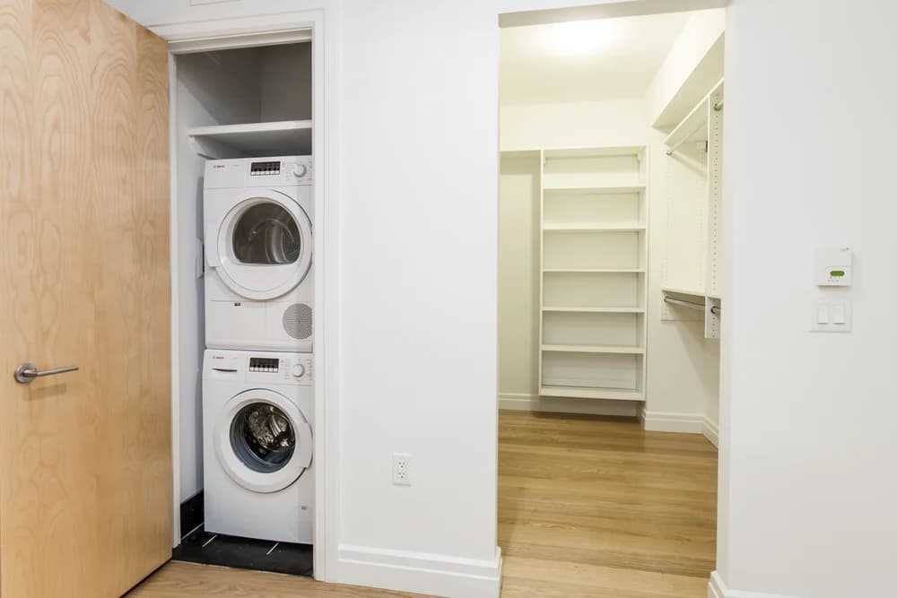 60 Water Street #811, Brooklyn, NY 11201 apartment_washer_dryer 1