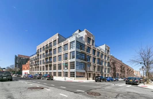 93 Linden St #R1, Brooklyn, NY 11221