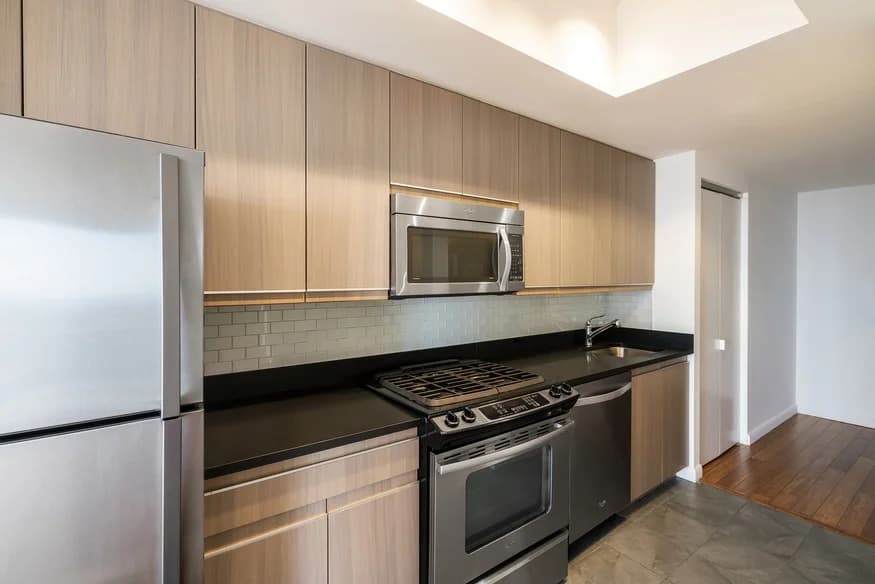 66 Rockwell Place #24F, Brooklyn, NY 11217