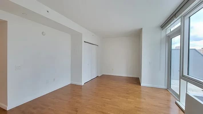 66 Rockwell Place #7D, Brooklyn, NY 11217