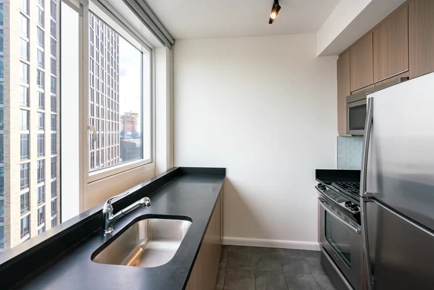66 Rockwell Place #8D, Brooklyn, NY 11217