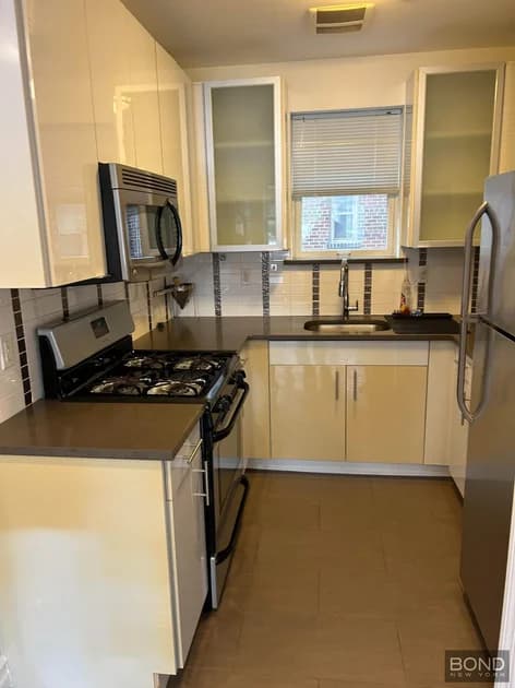 1329 East 17 Street #4B, Brooklyn, NY 11230