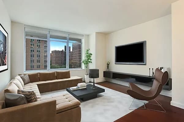 81 Fleet Place #14S, Brooklyn, NY 11201 apartment_living_room 1
