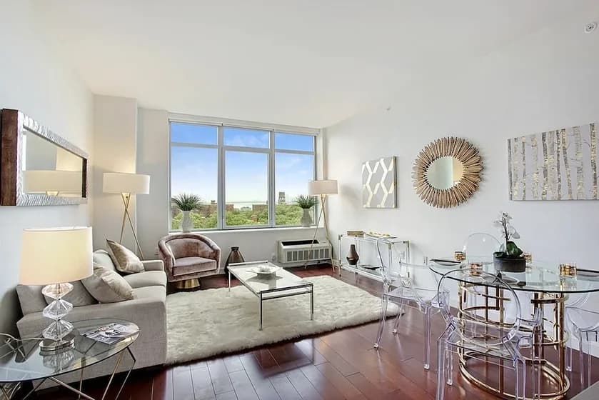 81 Fleet Place #9B, Brooklyn, NY 11201 apartment_living_room 1
