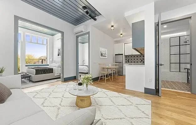 412 Evergreen Avenue #2G, Brooklyn, NY 11221 apartment_living_room 1