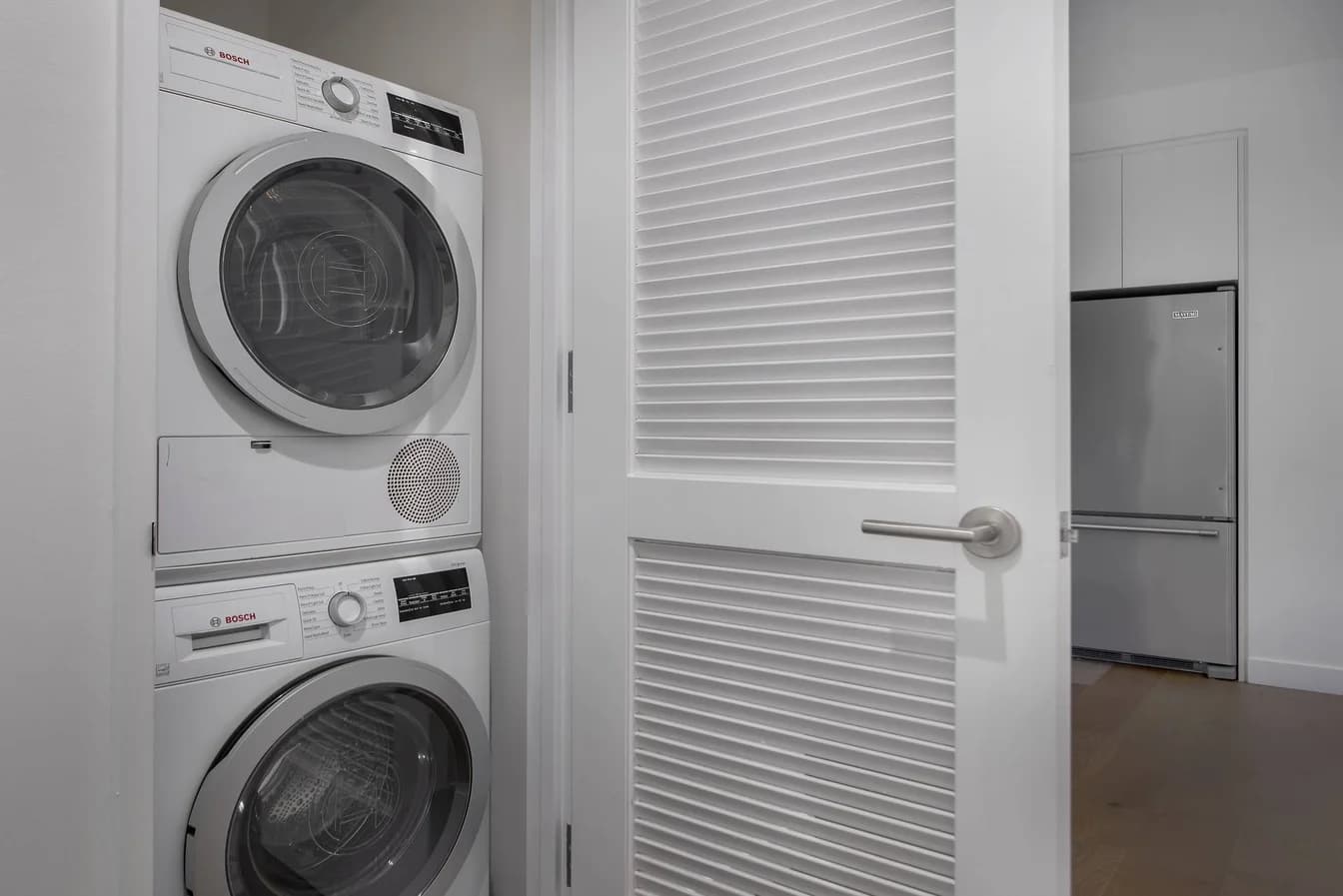 21 India Street #T.2610, Brooklyn, NY 11222 apartment_washer_dryer 1