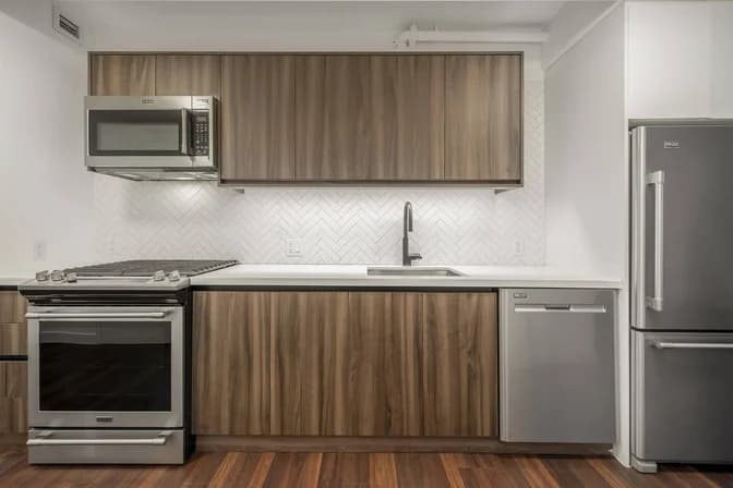 21 India Street #T.2705, Brooklyn, NY 11222