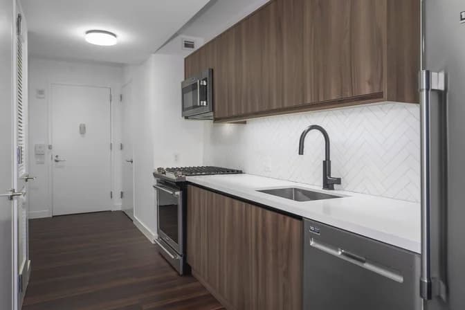 21 India Street #T.2707, Brooklyn, NY 11222