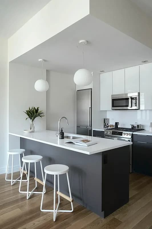 325 Kent Avenue #1513, Brooklyn, NY 11249 apartment_kitchen 1