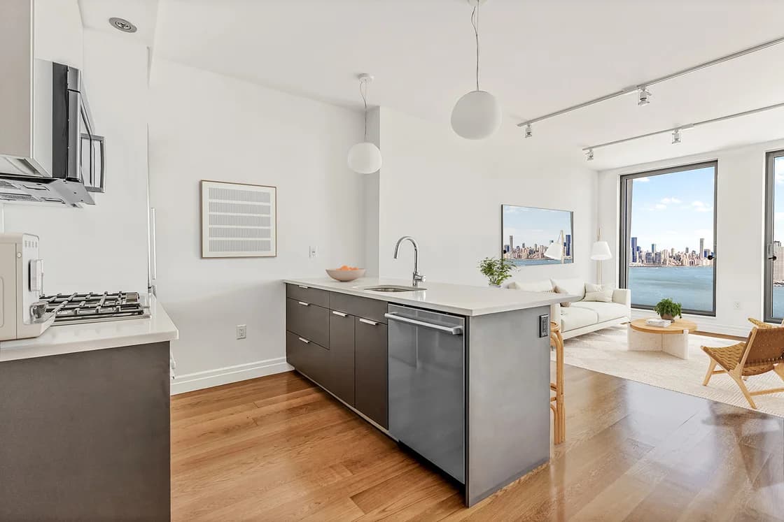 1 South 1 Street #35J, Brooklyn, NY 11249 apartment_kitchen 1