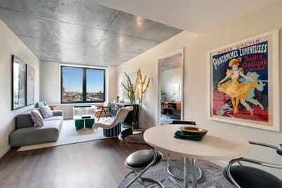 222 Johnson Avenue #4u, Brooklyn, NY 11206