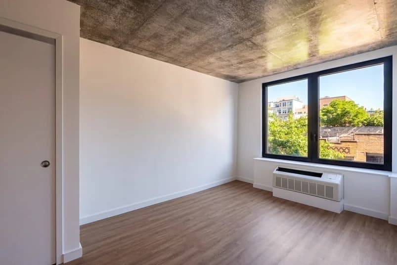 222 Johnson Avenue #5e, Brooklyn, NY 11206 apartment_bedroom_room 1