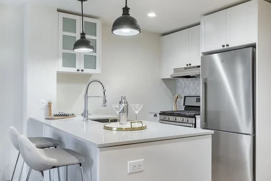 409 Eastern Parkway #1008, Brooklyn, NY 11216