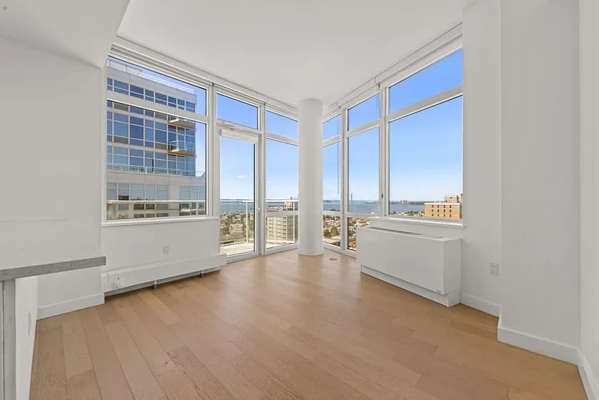 1 Ocean Drive #W07L, Brooklyn, NY 11224 apartment_living_room 1