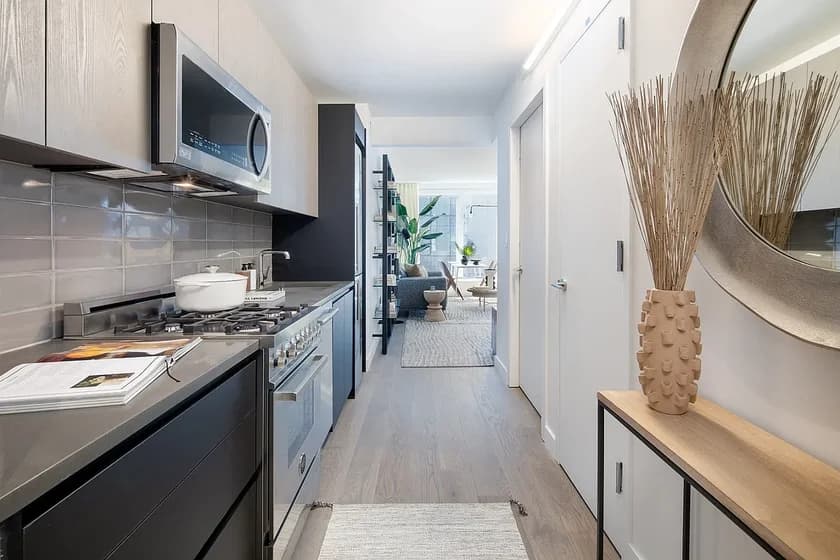 420 Kent Complex 420 Kent Avenue #2105, Brooklyn, NY 11249 100