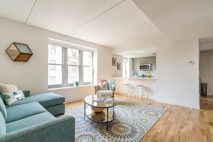 310 Clarkson Avenue #505, Brooklyn, NY 11226 apartment_living_room 1