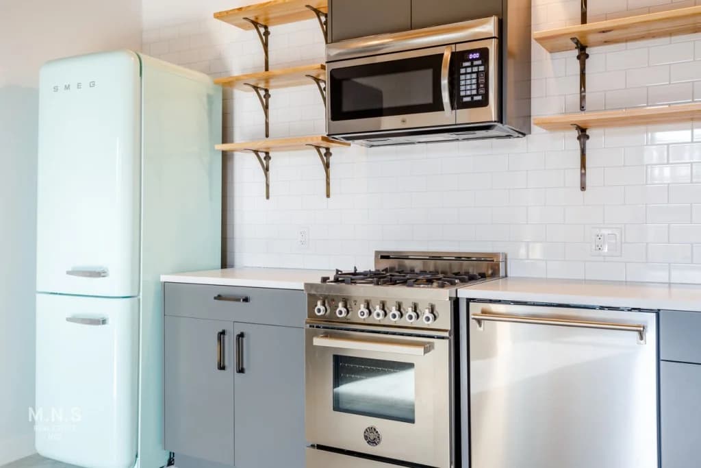 360 Wythe Avenue #402, Brooklyn, NY 11249 1