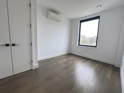 125 Grand Street Extension #401, Brooklyn, NY 11211