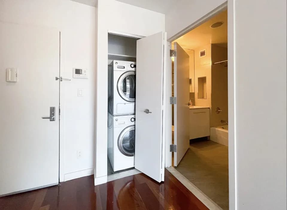 535 Classon Avenue #505, Brooklyn, NY 11238 apartment_washer_dryer 1
