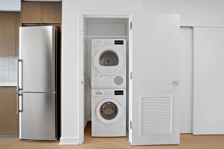 18 6 Avenue #1708, Brooklyn, NY 11217 apartment_washer_dryer 1