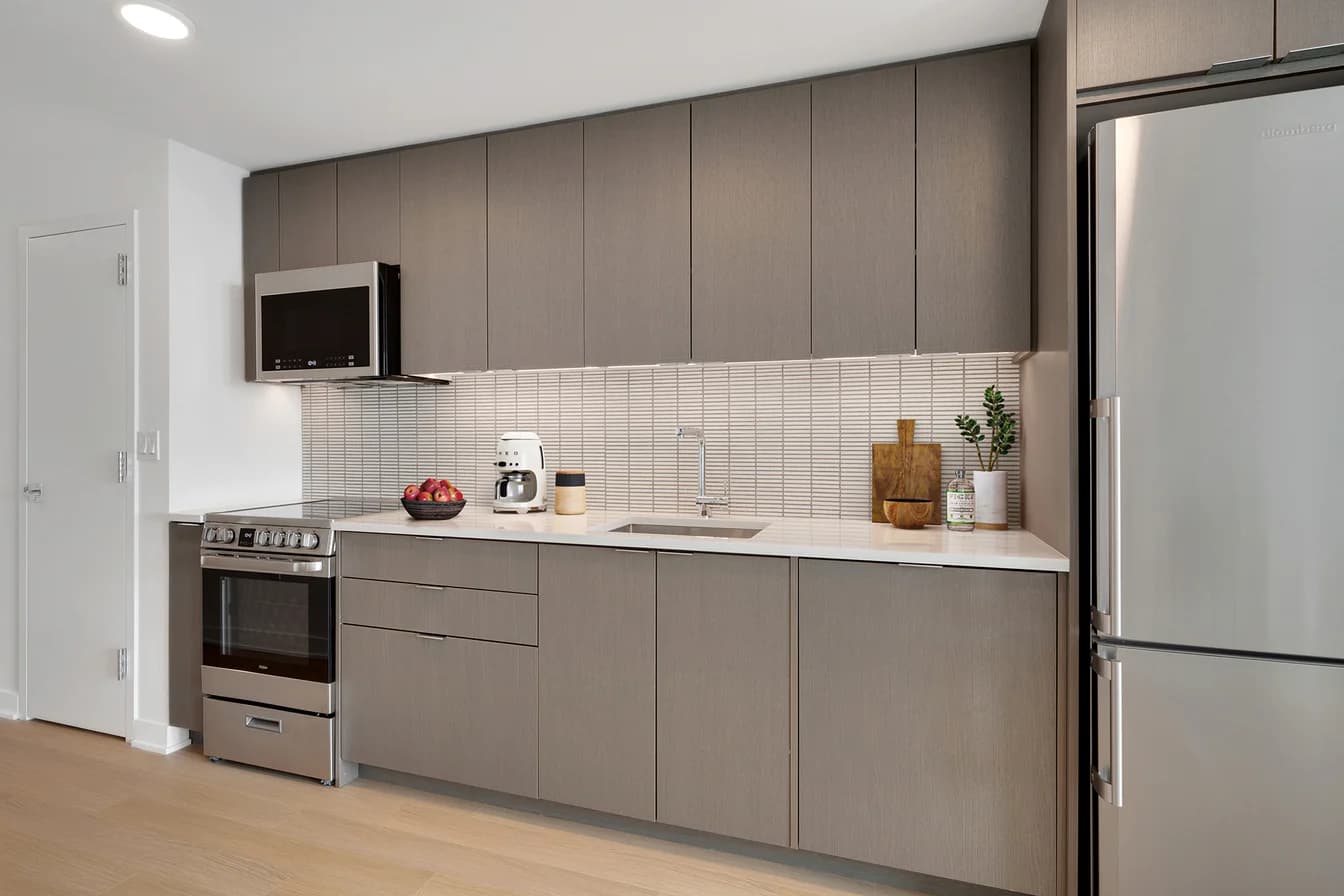 Brooklyn Crossing 18 6 Avenue #3209, Brooklyn, NY 11217 apartment_kitchen 1