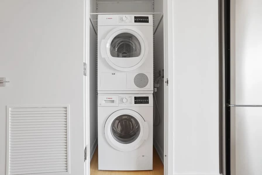 18 6 Avenue #4012, Brooklyn, NY 11217 apartment_washer_dryer 1