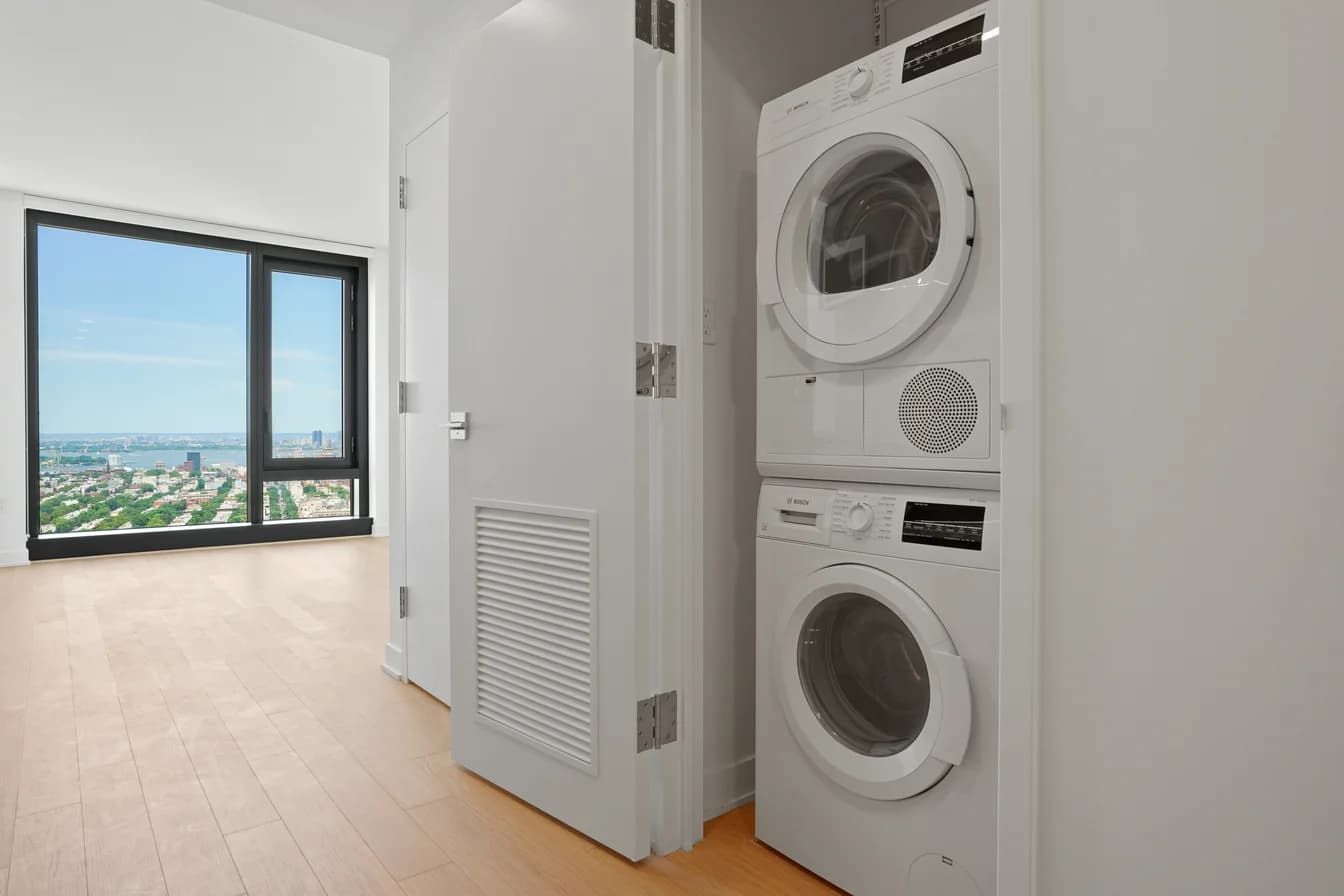 18 6 Avenue #4501, Brooklyn, NY 11217 apartment_washer_dryer 1