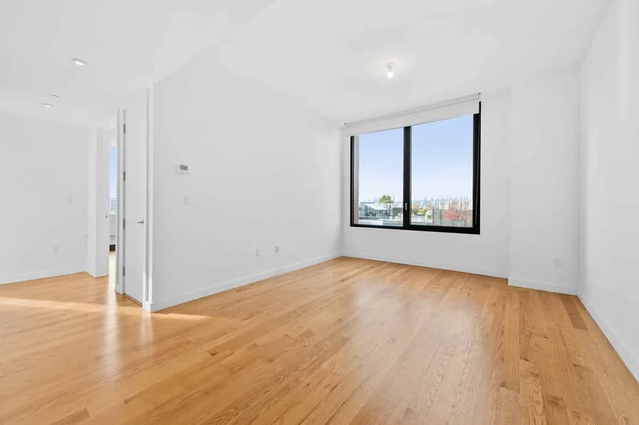 123 Melrose Street #1br, Brooklyn, NY 11206