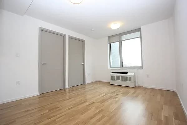497 St Marks Avenue #6F, Brooklyn, NY 11238 apartment_living_room 1
