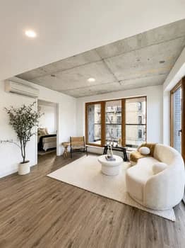 540 Graham Ave #305, Brooklyn, NY 11222