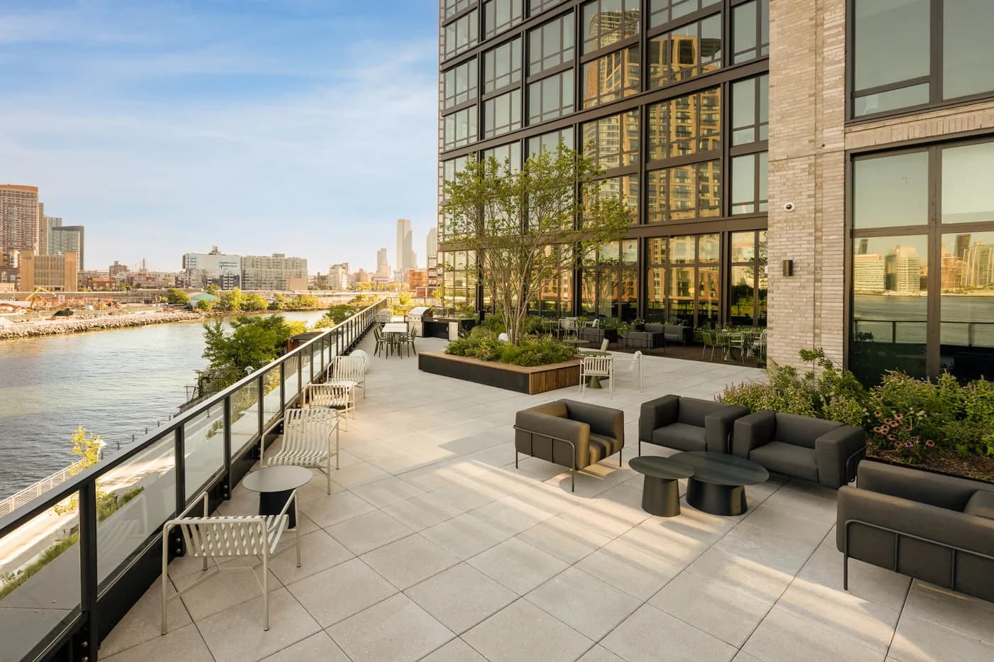 1 Bell Slip #0-28L, Brooklyn, NY 11222 amenity_roof_deck 1