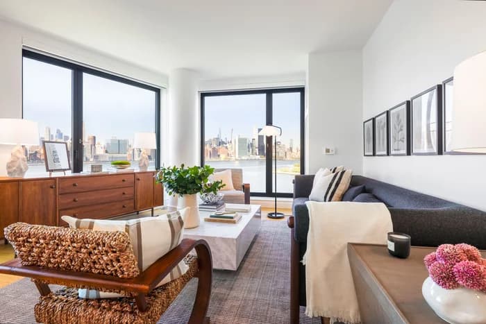 1 Eagle St #1-2105, Brooklyn, NY 11222