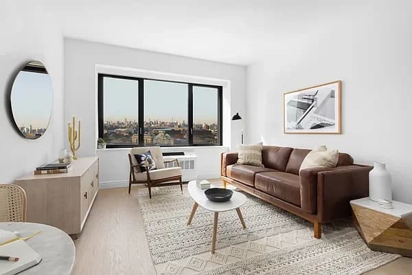 475 Clermont Avenue #0326, Brooklyn, NY 11238 apartment_living_room 1