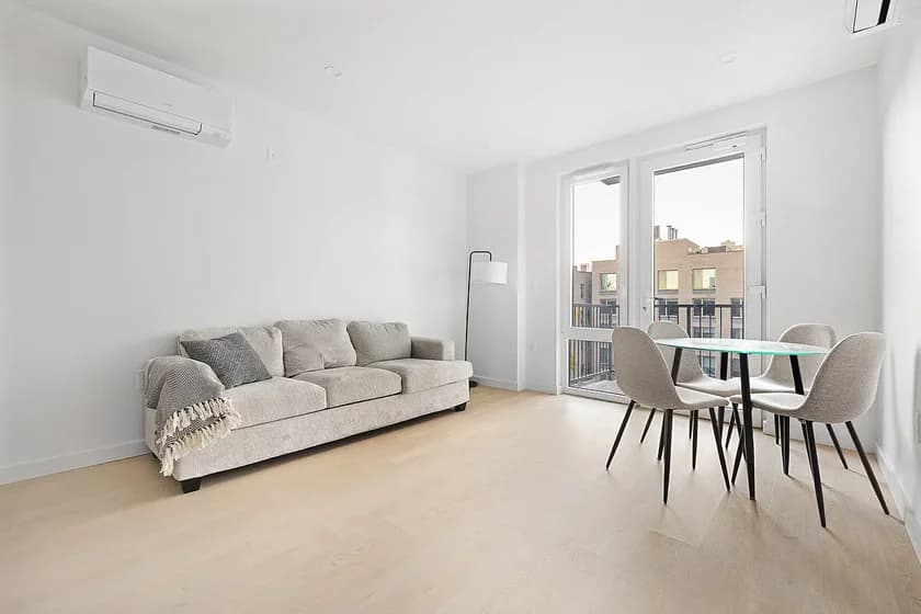 1499 Bedford Avenue #8K, Brooklyn, NY 11216 apartment_living_room 1