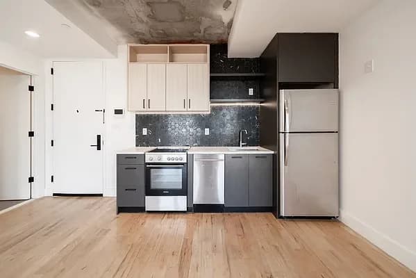 204 Linden Boulevard #2-I, Brooklyn, NY 11226 - Image 1