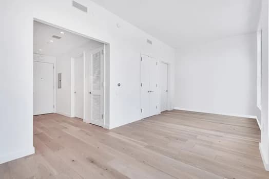 29 Huron Street #4HW, Brooklyn, NY 11222