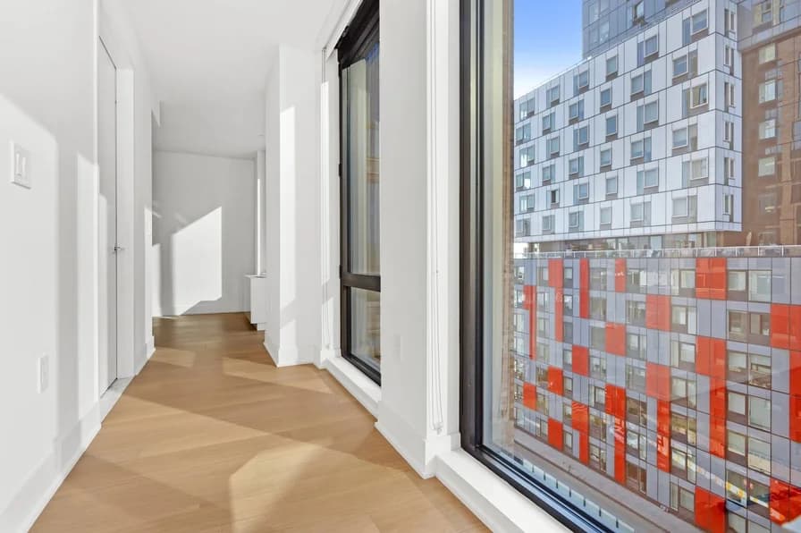 662 Pacific Street #24H, Brooklyn, NY 11217 apartment_entry 1