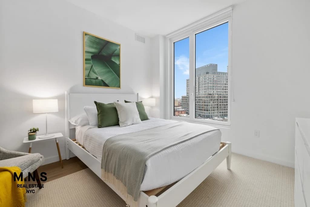 540 Waverly Avenue #9E, Brooklyn, NY 11238 apartment_bedroom_room 1