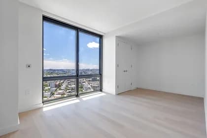 2 Blue Slip #0-17G, Brooklyn, NY 11222 - Image 1