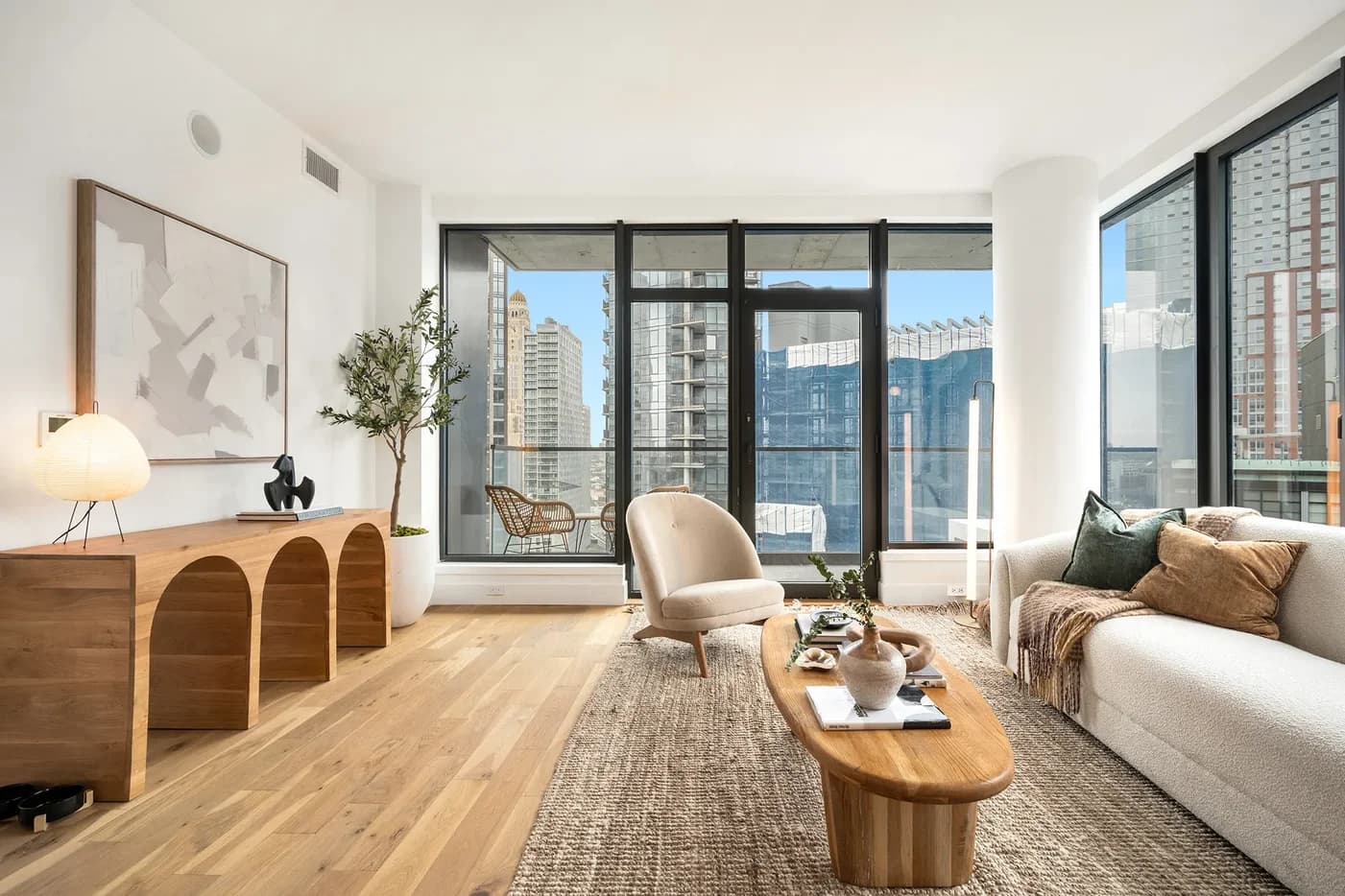 20 Rockwell Place #1206, Brooklyn, NY 11201 apartment_living_room 1