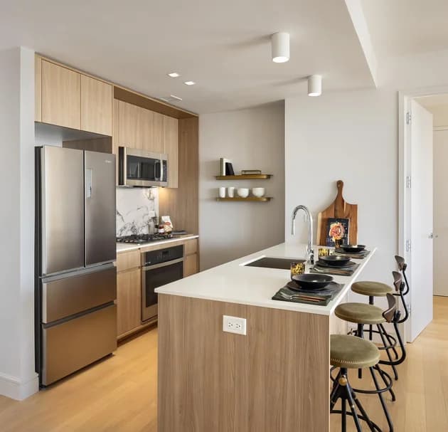 60 Wharf Drive #2610, Brooklyn, NY 11222