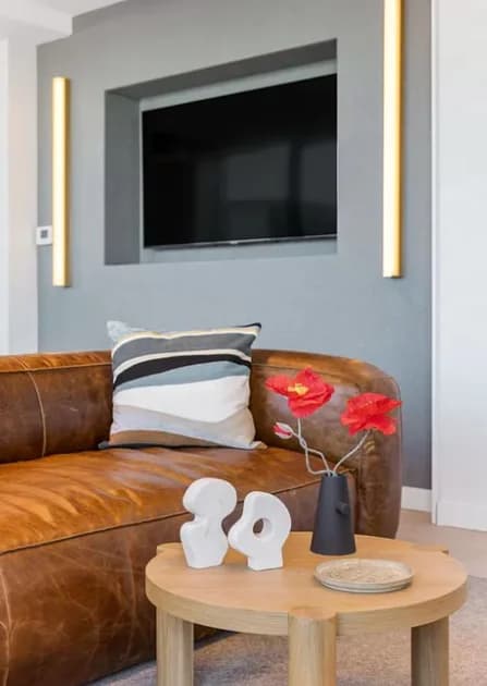 445 Grand Avenue #807, Brooklyn, NY 11238 apartment_living_room 1