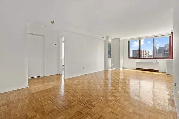 4-74 48 Ave #10-J, Queens, NY 11109