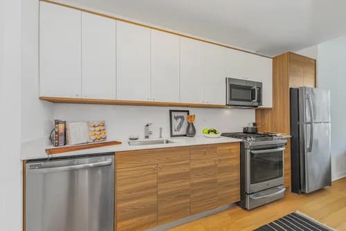43-22 Queens St #4707, Queens, NY 11101