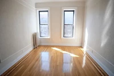30-95 29 Street #4-B, Queens, NY 11102